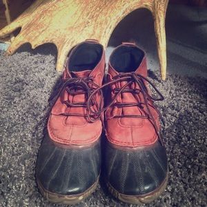 Sorel Out and About ankle booties. Size 9.5